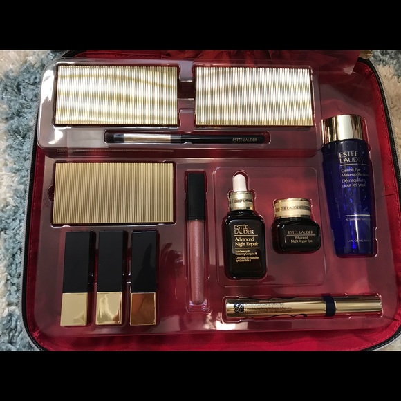 SOLD Estée Lauder Beauty and make up set - Picture 6 of 6